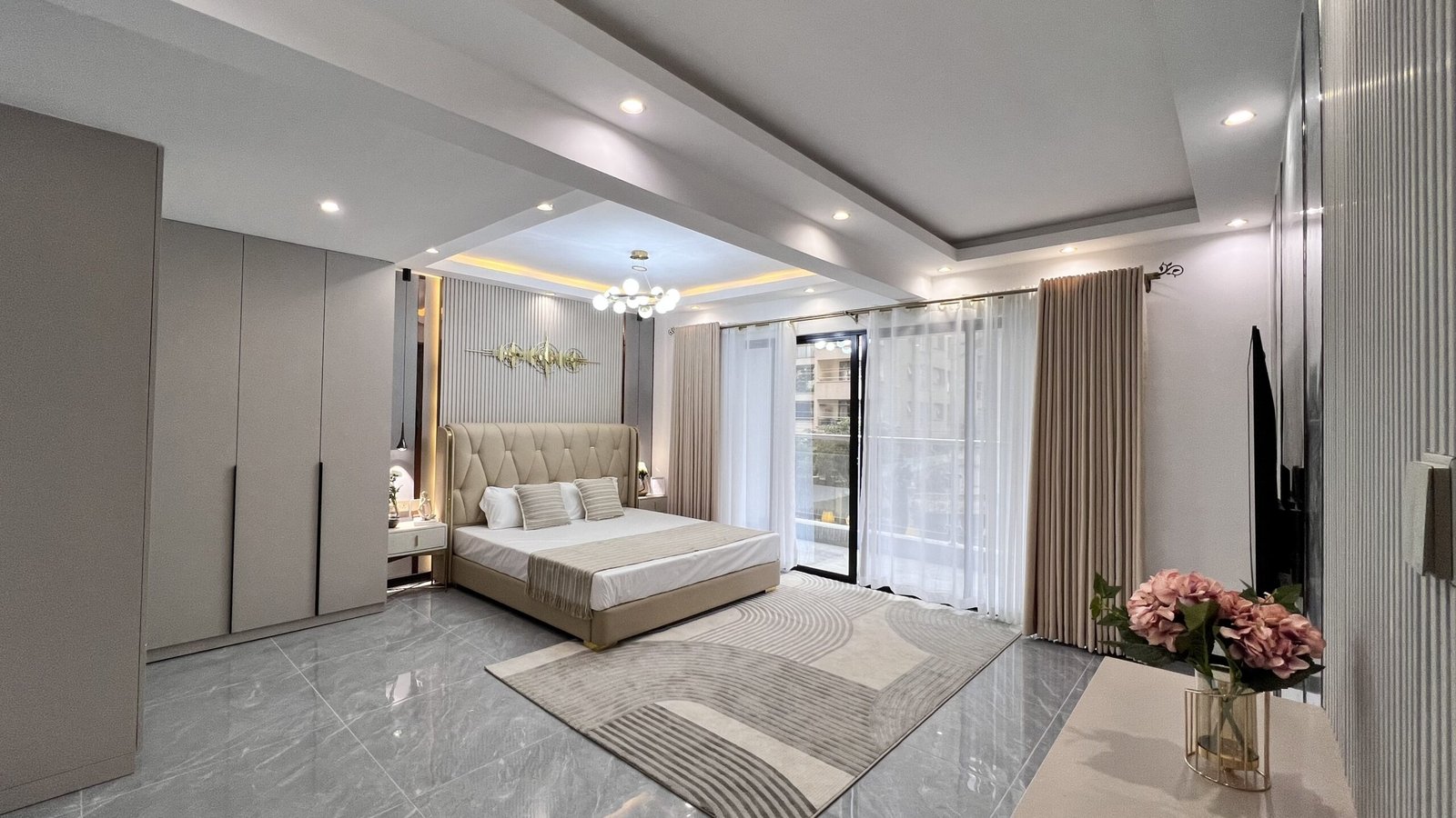 2 Bedroom Apartment plus DSQ For Sale along Othaya Road