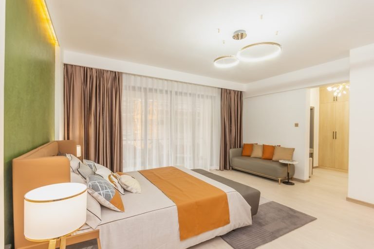  4  Bedroom Apartment For Sale in Lavington.