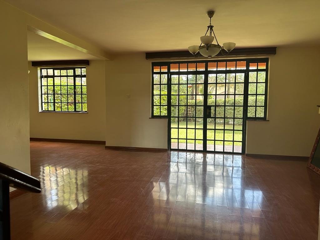 Fourways Junction Estate Villas For Sale in Runda