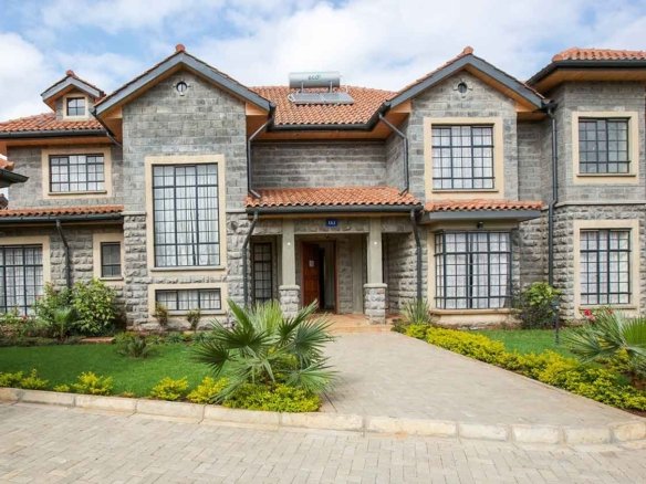4 Bedroom Maisonette For Sale in Karen
