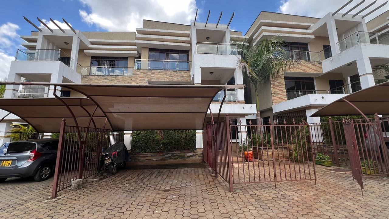 Villa For Sale in Lavington