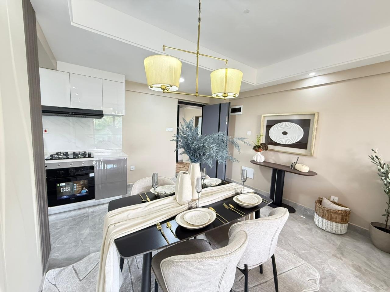 2 Bedroom Apartment with a DSQ For Sale along Lantana Road