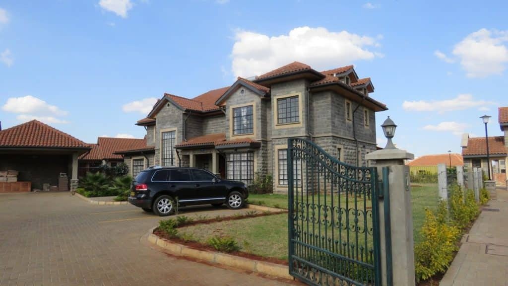 4 Bedroom Maisonette For Sale in Karen