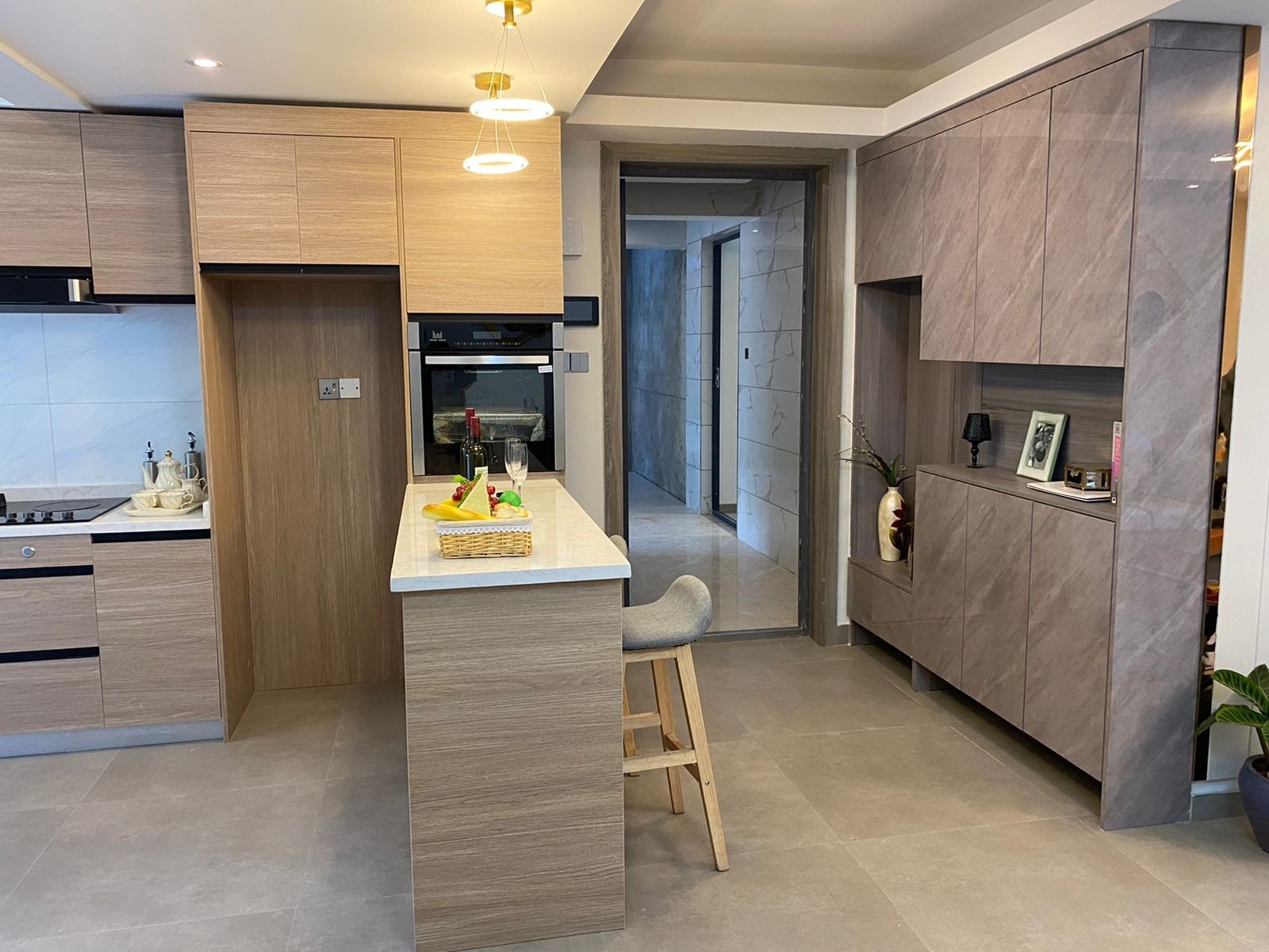 2 Bedroom Apartments For Sale on Riverside