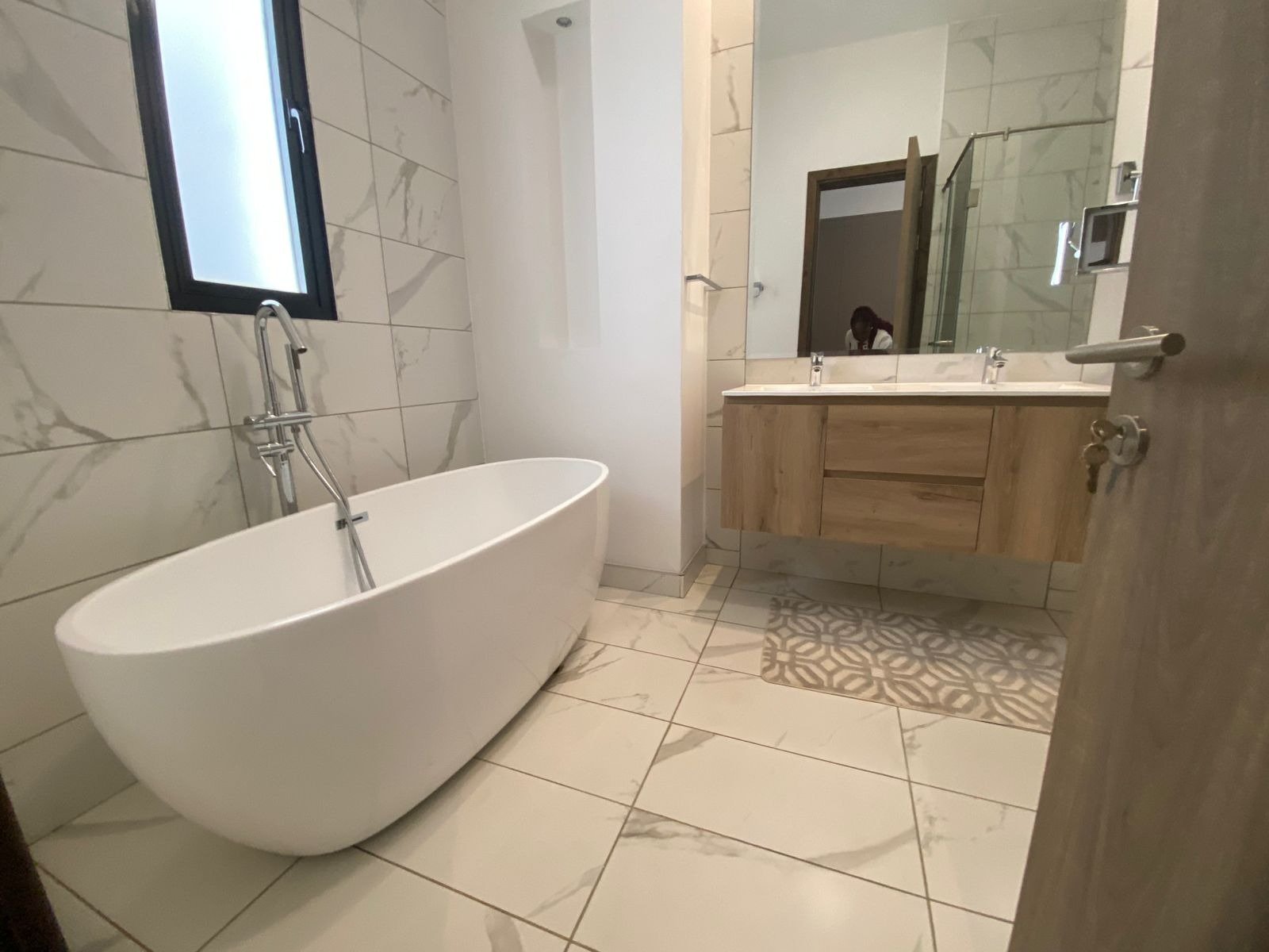 1 Bedroom Apartment For Sale along Two Rivers