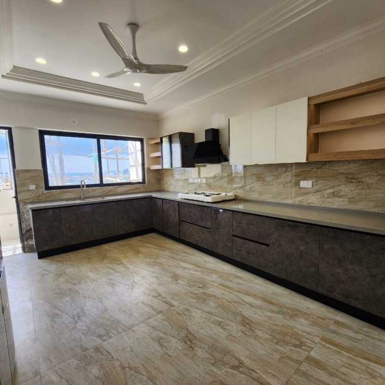 3 Bedroom Apartments For Sale in Parklands,Githuri Road