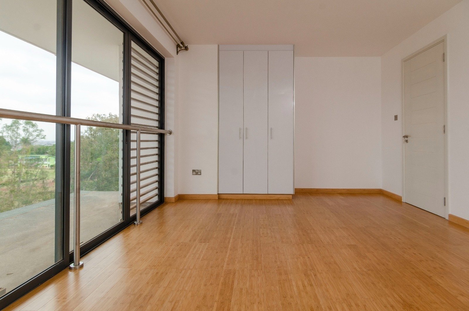 3 and 4 Bedroom Apartment For Sale near Thome Estate, Nairobi