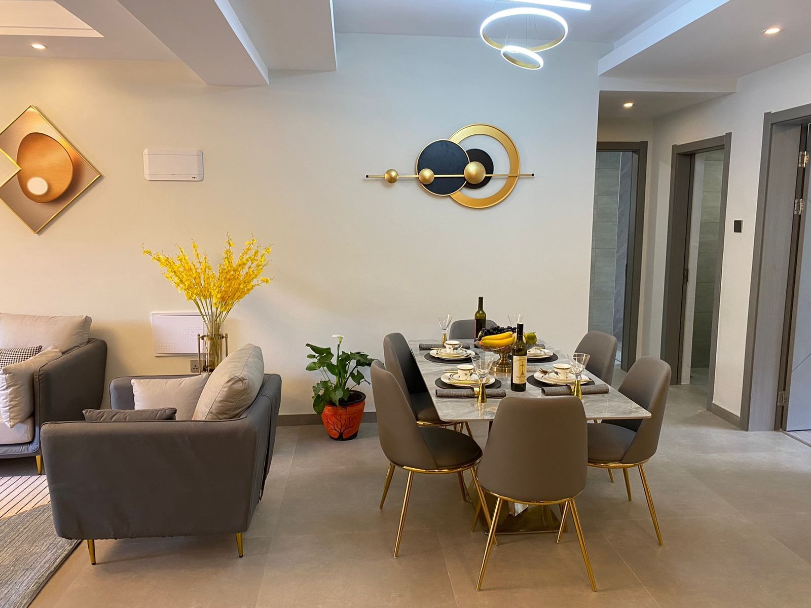2 Bedroom Apartments For Sale on Riverside
