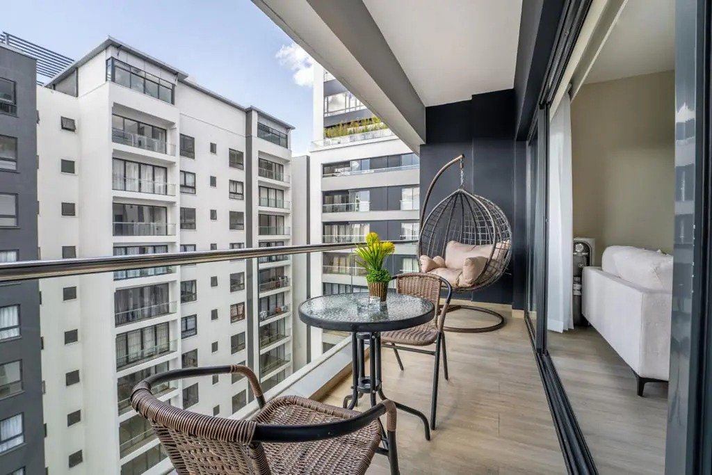 Riverside Square | Riverside Drive 1, 2, and 3-Bedroom En-suite Apartments with DSQ For Sale