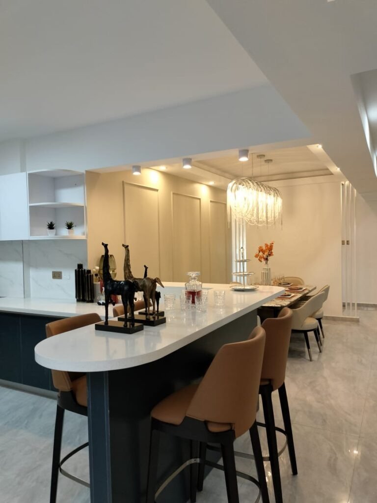 5 Bedroom Apartment for Sale in Lavington