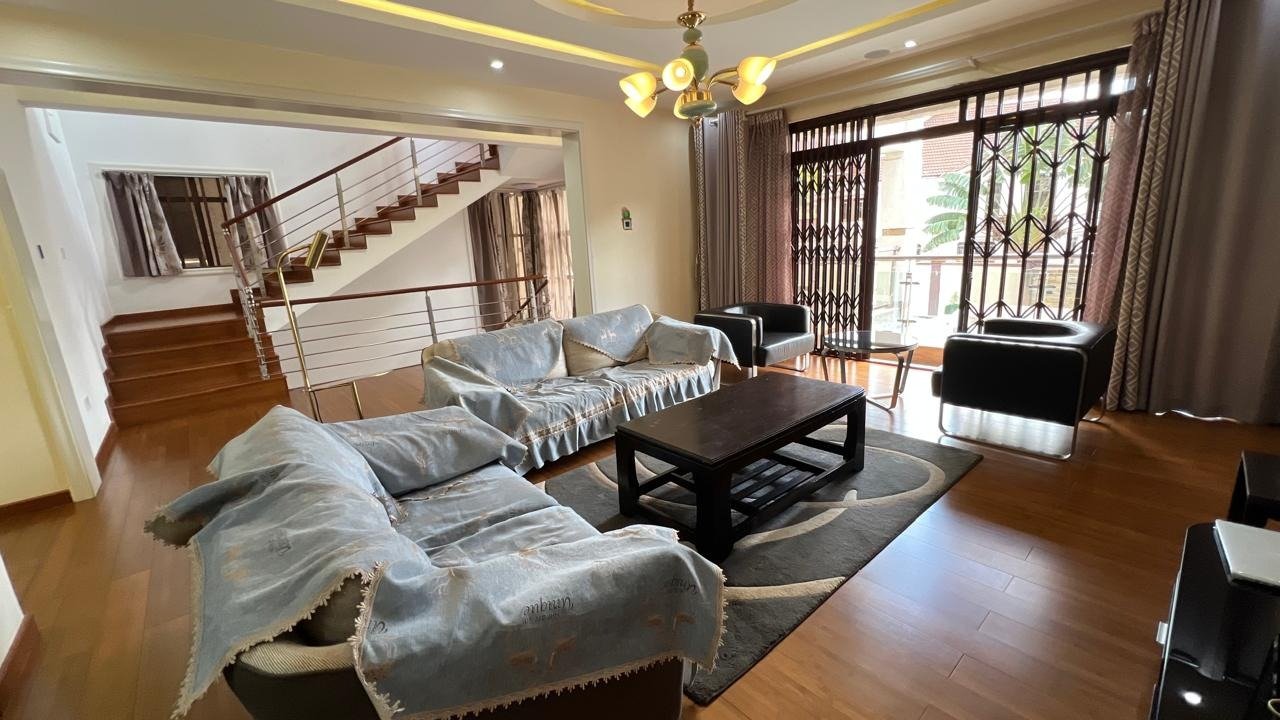 Villa For Sale in Lavington