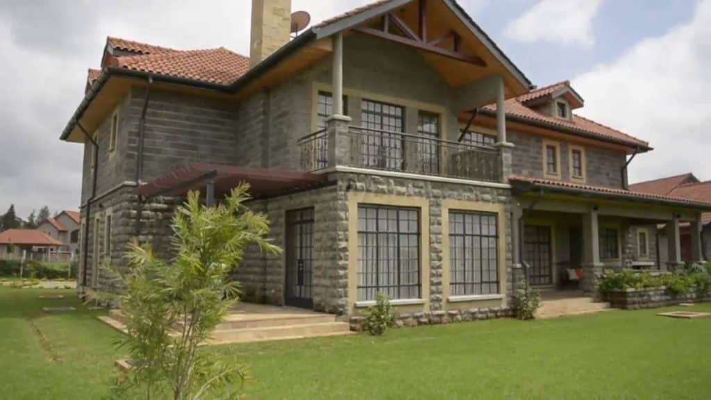 4 Bedroom Maisonette For Sale in Karen