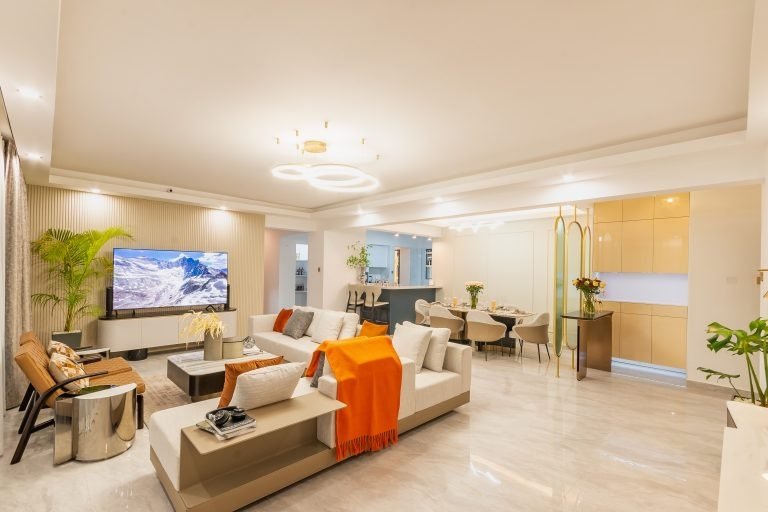  4  Bedroom Apartment For Sale in Lavington.