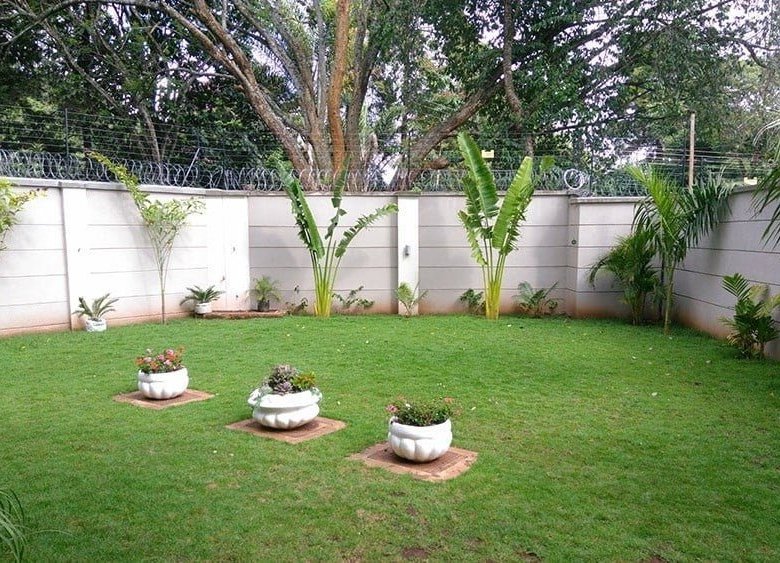 5 Bedroom Villas For Sale in Lavington