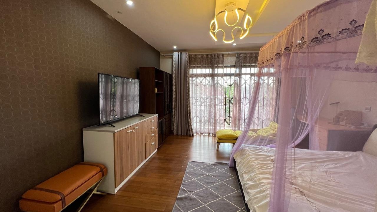 Villa For Sale in Lavington